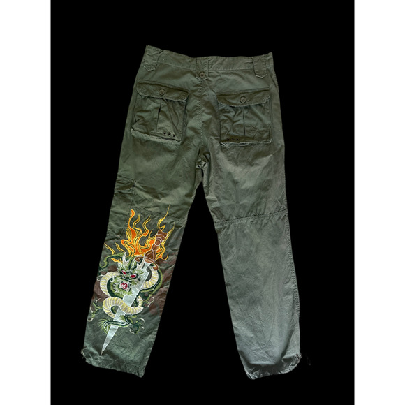 Dragonfly Cargo Pants Embroidered Dragon & Sword (34x32) - Picture 1 of 6